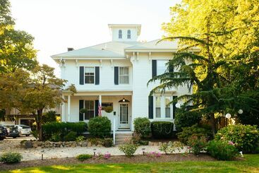 Hôtel Captain Lawrence Inn