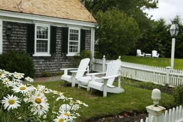 ホテル Captain's House Inn