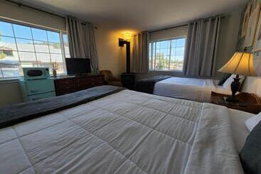 هتل Cinnamon Bear Inn