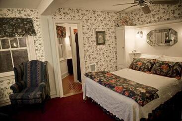 هتل Cleftstone Inn