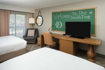 هتل Doubletree By Hilton Gainesville