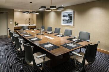 هتل Doubletree By Hilton Gainesville