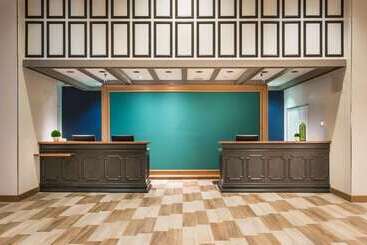 هتل Doubletree By Hilton Gainesville