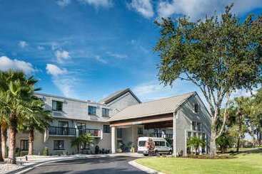 هتل Doubletree By Hilton Gainesville