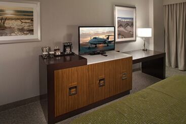 Doubletree By Hilton Hotel Jacksonville Airport