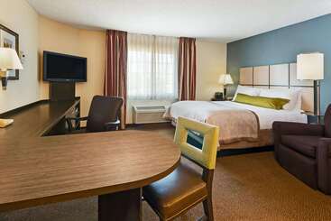 هتل Mainstay Suites Kansas City Overland Park