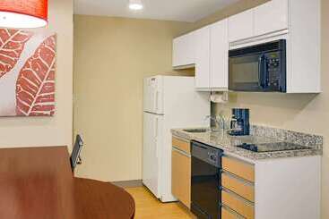 هتل Mainstay Suites Orlando Altamonte Springs