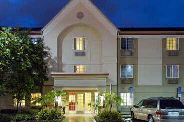 هتل Mainstay Suites Orlando Altamonte Springs
