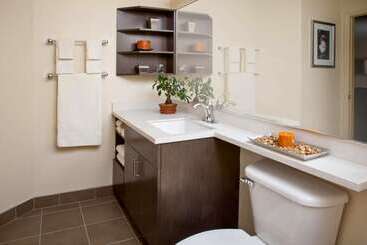 Hotel Mainstay Suites   Wichita Ne