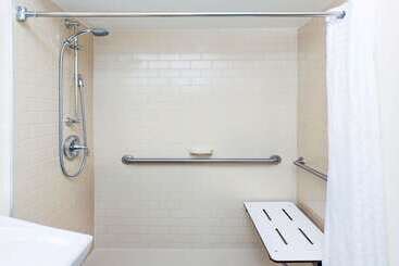 Hotel Mainstay Suites   Wichita Ne