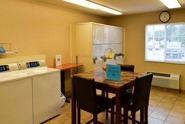 Hotel Mainstay Suites   Wichita Ne