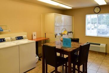 Hotel Mainstay Suites   Wichita Ne