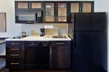 Hotel Mainstay Suites   Wichita Ne