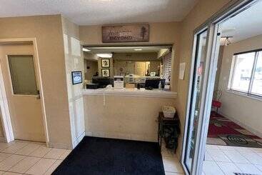 Hotel Mainstay Suites   Wichita Ne