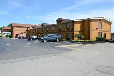 هتل Quality Inn Near Walden Galleria Mall