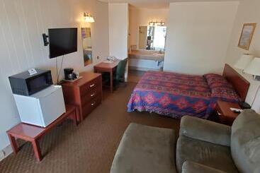 هتل Riverside Inn