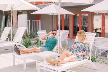 هتل The Skylark, A Palm Springs