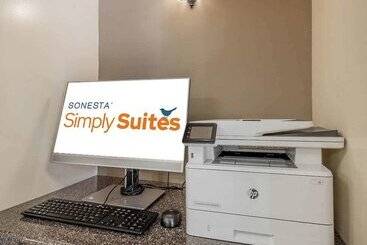 هتل Sonesta Simply Suites Huntsville Research Park