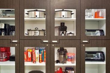 هتل Sonesta Simply Suites Huntsville Research Park