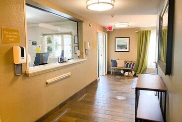 هتل Sonesta Simply Suites Jacksonville