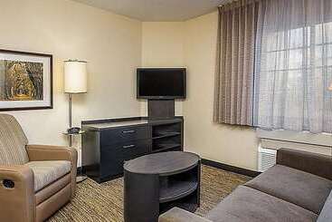 هتل Sonesta Simply Suites Miami Airport Doral