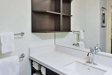 هتل Sonesta Simply Suites Phoenix Tempe