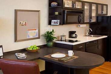 هتل Sonesta Simply Suites Phoenix Tempe