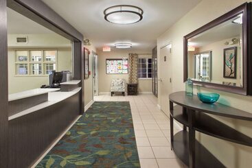 هتل Sonesta Simply Suites Phoenix Tempe