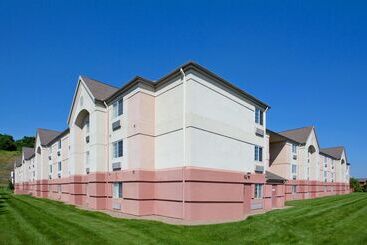هتل Sonesta Simply Suites Pittsburgh Airport