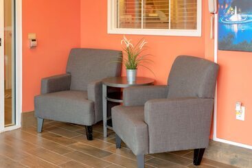 هتل Sonesta Simply Suites Pittsburgh Airport