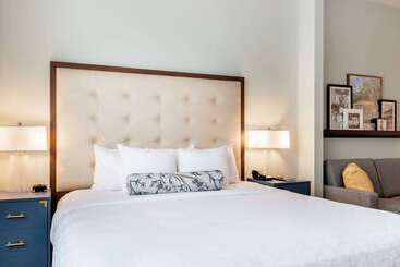 St Charles Coach House, Ascend Hotel Collection
