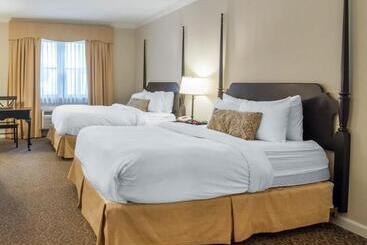 The Century House, Ascend Hotel Collection