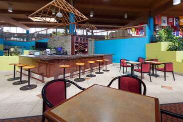 هتل Wyndham Garden Ann Arbor