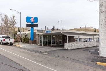 Motel 6butte, Mt  Historic City Center