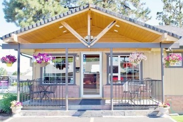مُتل Cascade Lodge