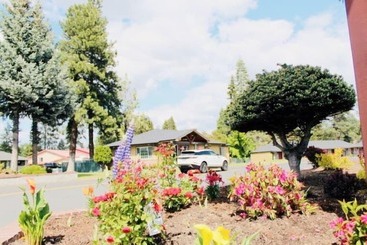 مُتل Cascade Lodge