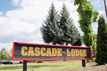 مُتل Cascade Lodge
