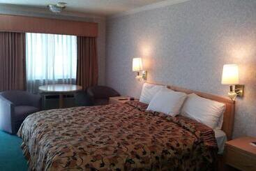مُتل Castle Inn