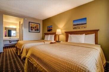 مُتل Cedar Lodge