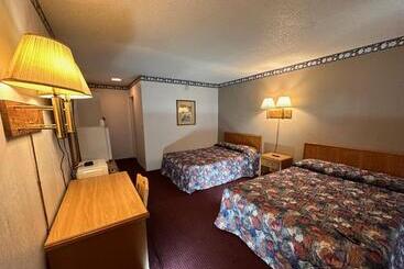 مُتل The Hastings Inn Salina