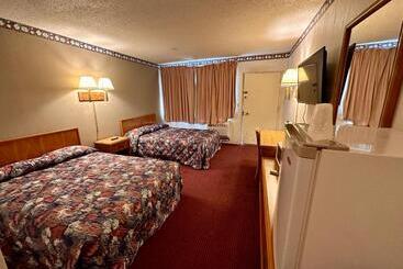 مُتل The Hastings Inn Salina