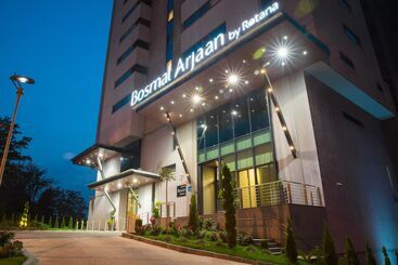 هتل Bosmal Arjaan By Rotana
