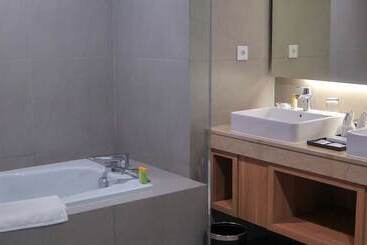 هتل Golden Tulip Springhill Lampung