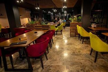 هتل Villa Grande