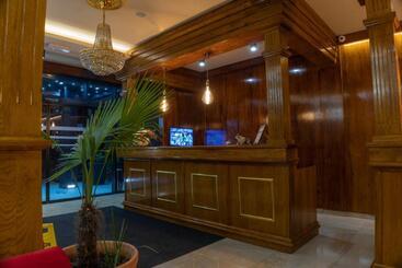هتل Villa Grande