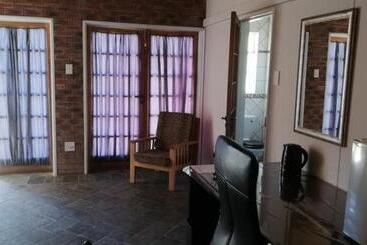 پانسیون Anandi Guesthouse Mariental