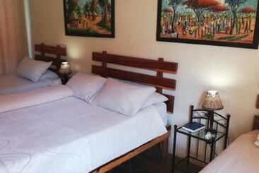 پانسیون Anandi Guesthouse Mariental