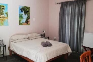 پانسیون Anandi Guesthouse Mariental