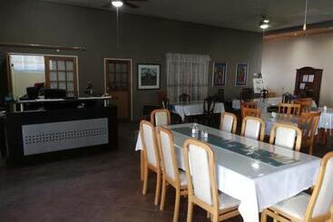 پانسیون Anandi Guesthouse Mariental