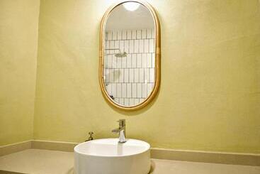 Bono Hotel Old Town